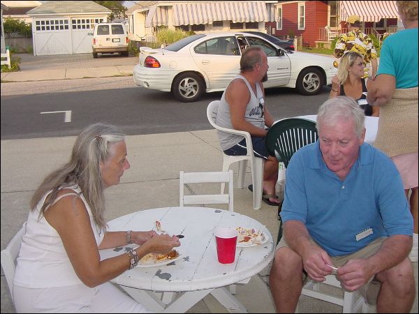 022.JPG, 60852 bytes, 8/26/2007