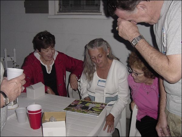 103.JPG, 49338 bytes, 8/26/2007