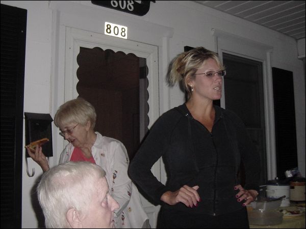 107.JPG, 35914 bytes, 8/26/2007